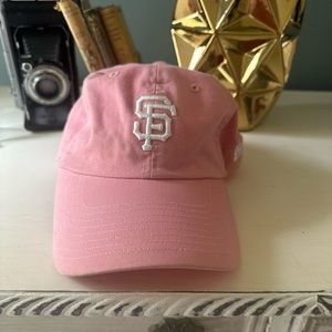 NWOT- San Francisco Giants Cap - Youth OS